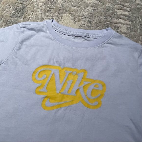 🏷️ 5 for $25 - NIKE Youth NSW Go Cropped T-shirt - Picture 7 of 9